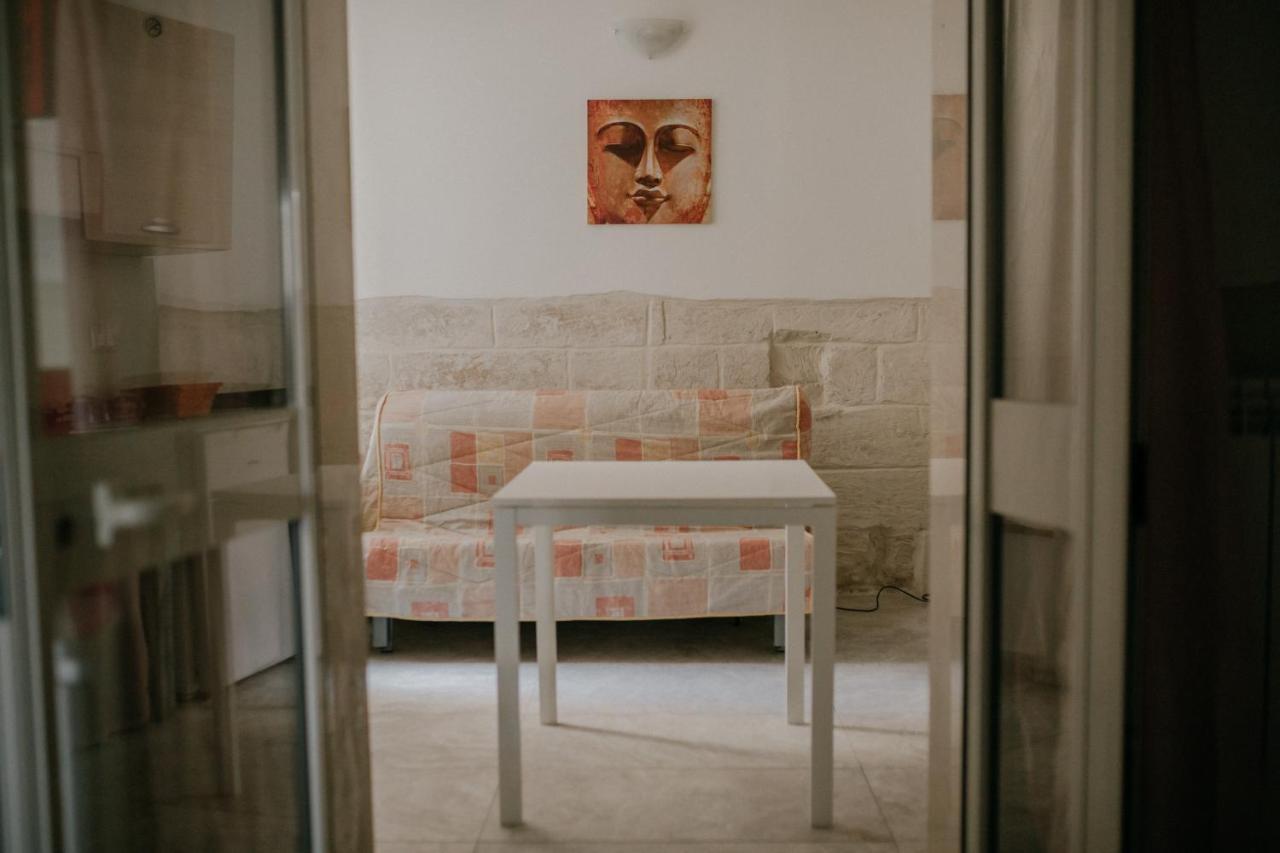 Bed and Breakfast Le Camporelle In Citta Lecce Exterior foto